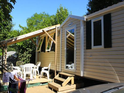 Camping Maeva Escapades Au P'Tit Bonheur Peyrillac-et-Millac Exterior foto